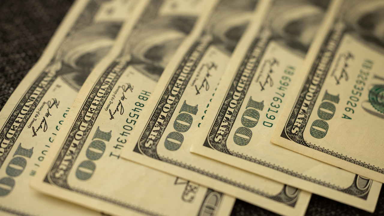 Hoy, el precio del dólar refleja una serie de dinámicas económicas que impactan tanto a México como a Estados Unidos.