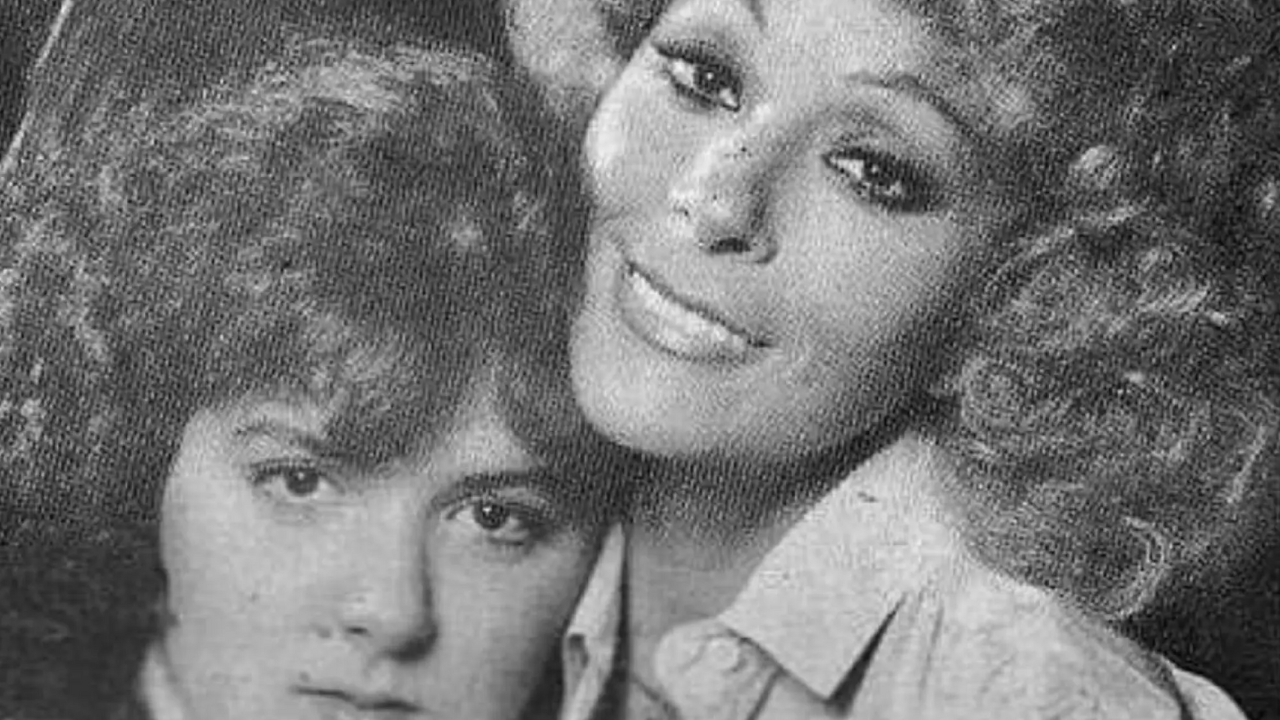 Viridiana Alatriste, hija de Silvia Pinal y el productor Gustavo Alatriste, nació en 1963.