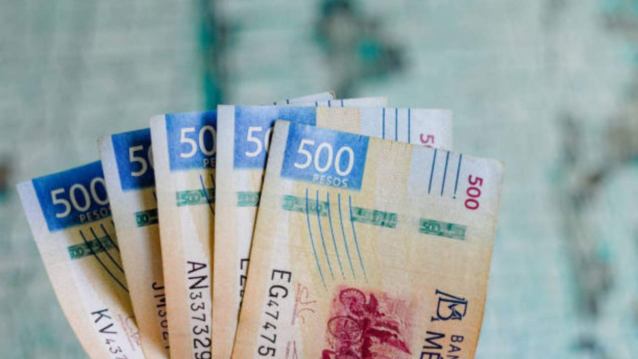 Una tanda es un sistema de ahorro comunitario donde un grupo de personas aporta una cantidad fija de dinero cada cierto tiempo