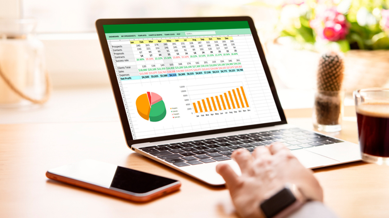 Excel es una herramienta poderosa para el análisis de datos, la gestión de proyectos y la toma de decisiones estratégicas.