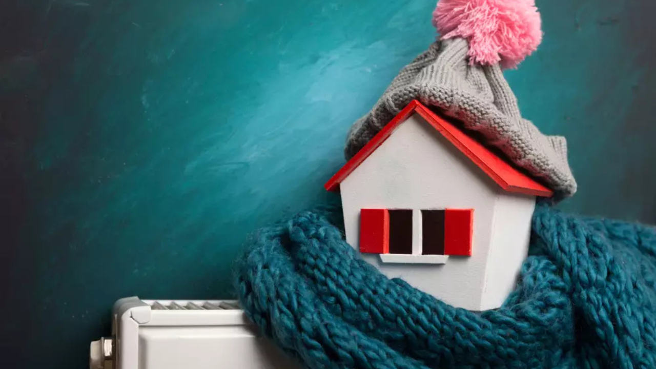 Aquí te compartimos los mejores tips para que tu casa no sea tan fría, con soluciones prácticas y fáciles de implementar.