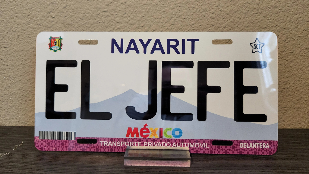 ¿Quieres una placa personalizada para tu auto en México? Así puedes tramitarla, requisitos y costos.