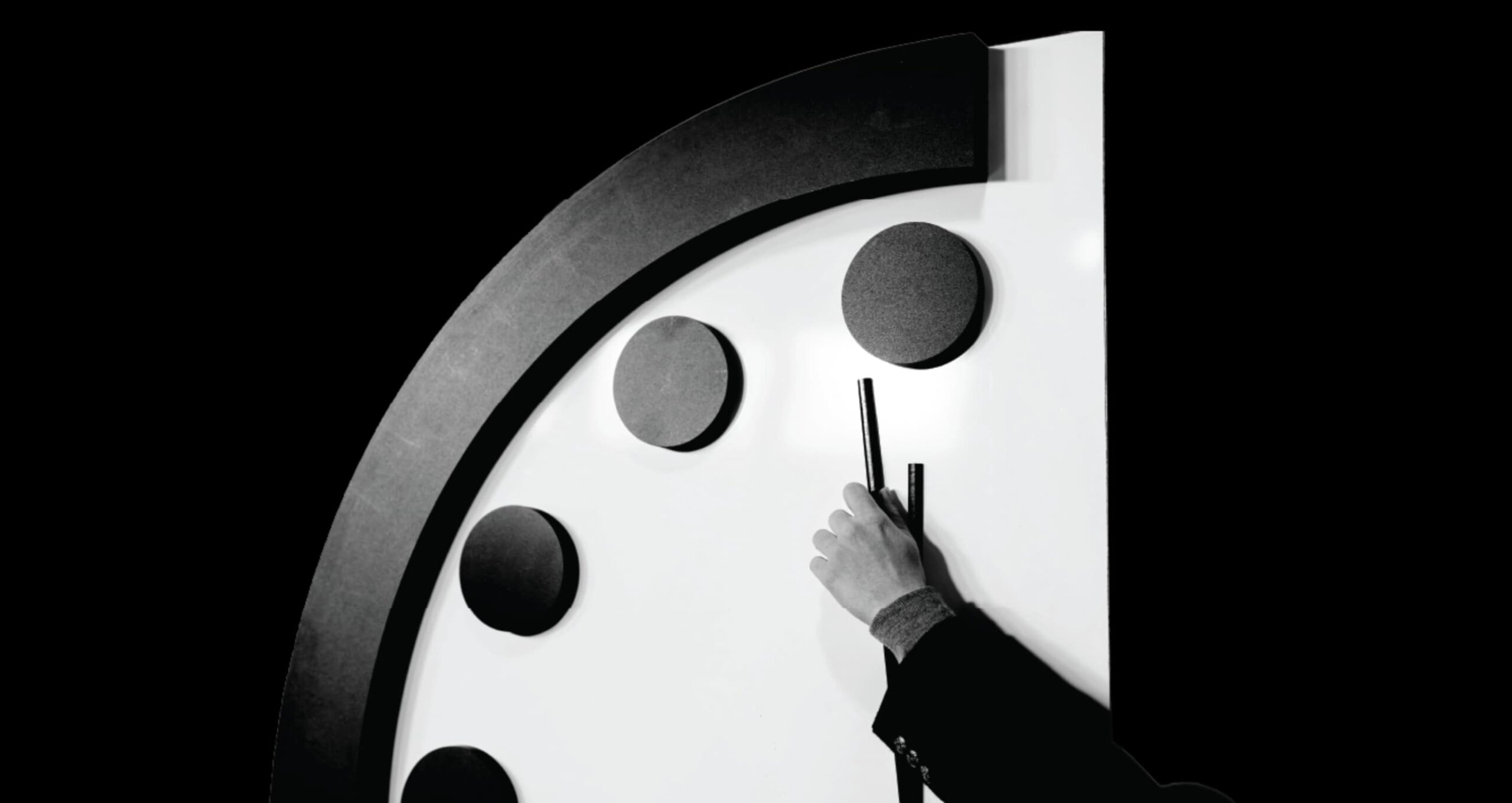 El Bulletin of the Atomic Scientist anunciaron que el famoso Reloj del Juicio Final se encuentra ahora a solo 89 segundos de la medianoche.