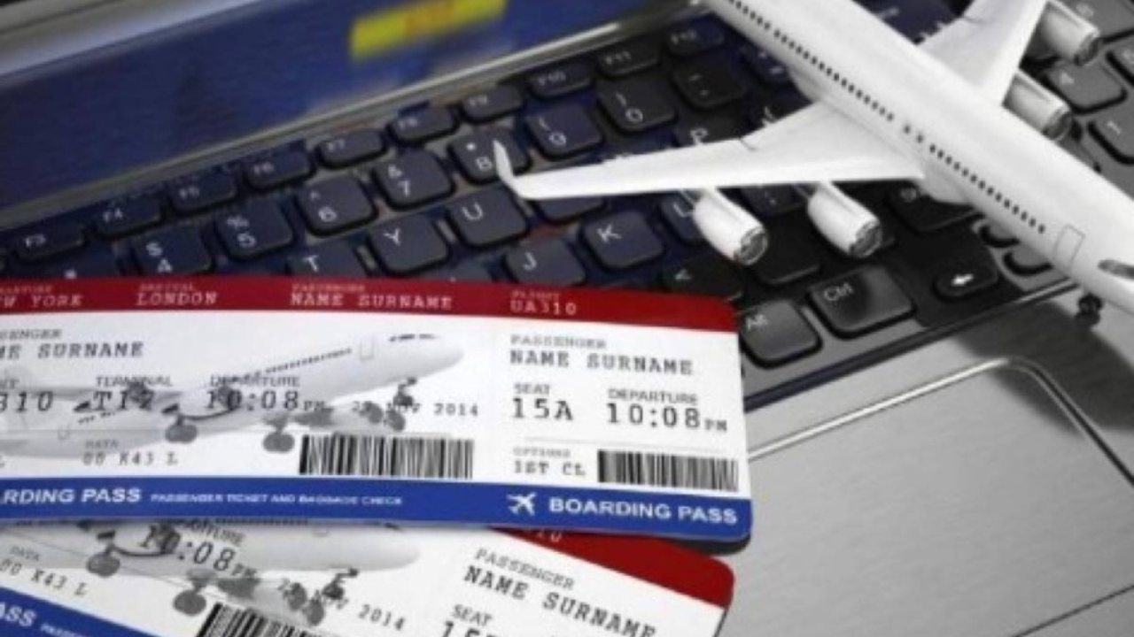 Uno de los errores más comunes es comprar con demasiada anticipación o muy cerca de la fecha del viaje. Lo ideal es reservar tus vuelos entre 1 y 3 meses antes.