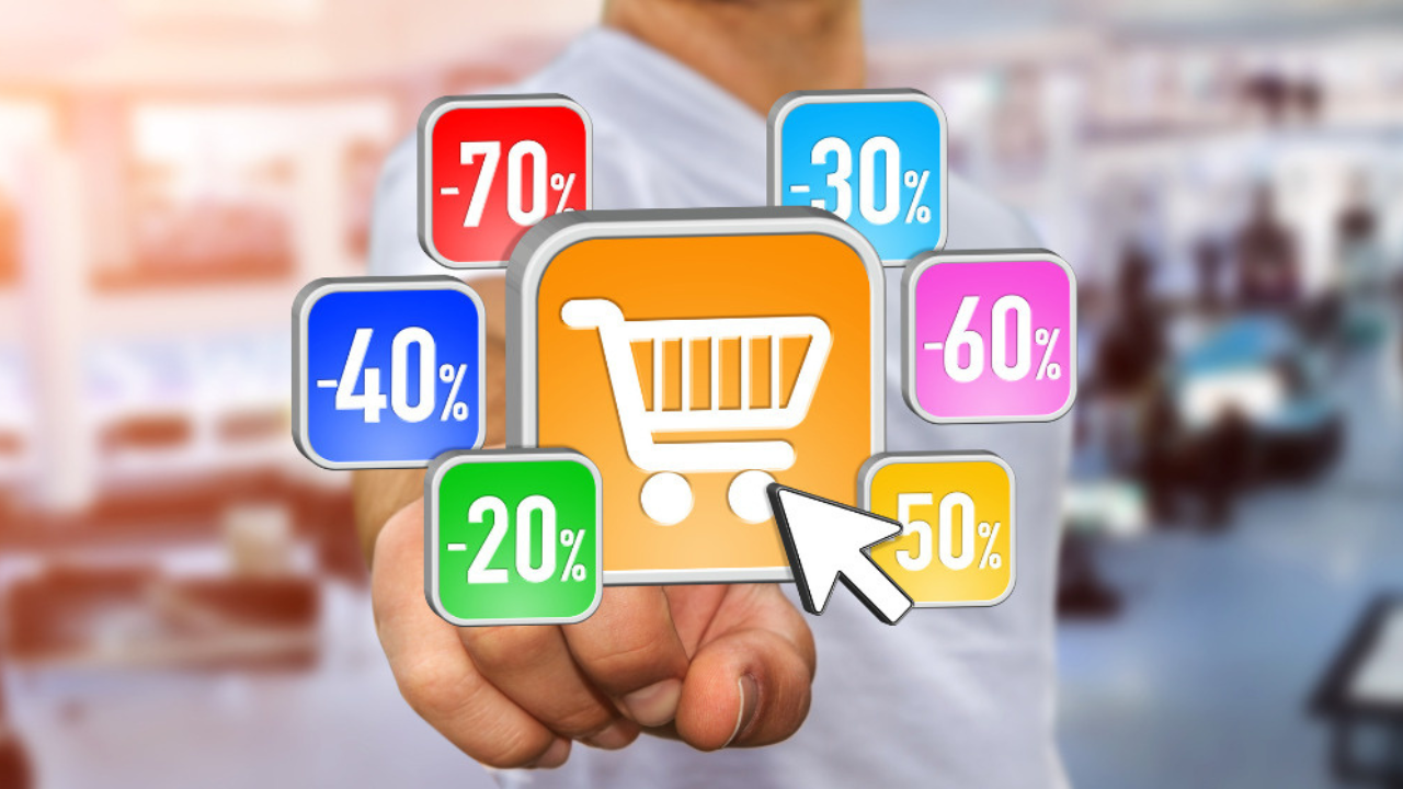 Busca promociones en supermercados, pagos anuales con descuento o programas de lealtad que te ayuden a ahorrar en tus gastos habituales.
