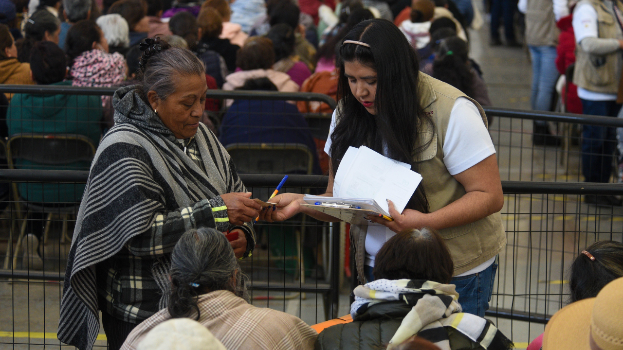 La Pensión del Bienestar es uno de los programas más amplios del país, con más de 12 millones de beneficiarios registrados en 2024.
