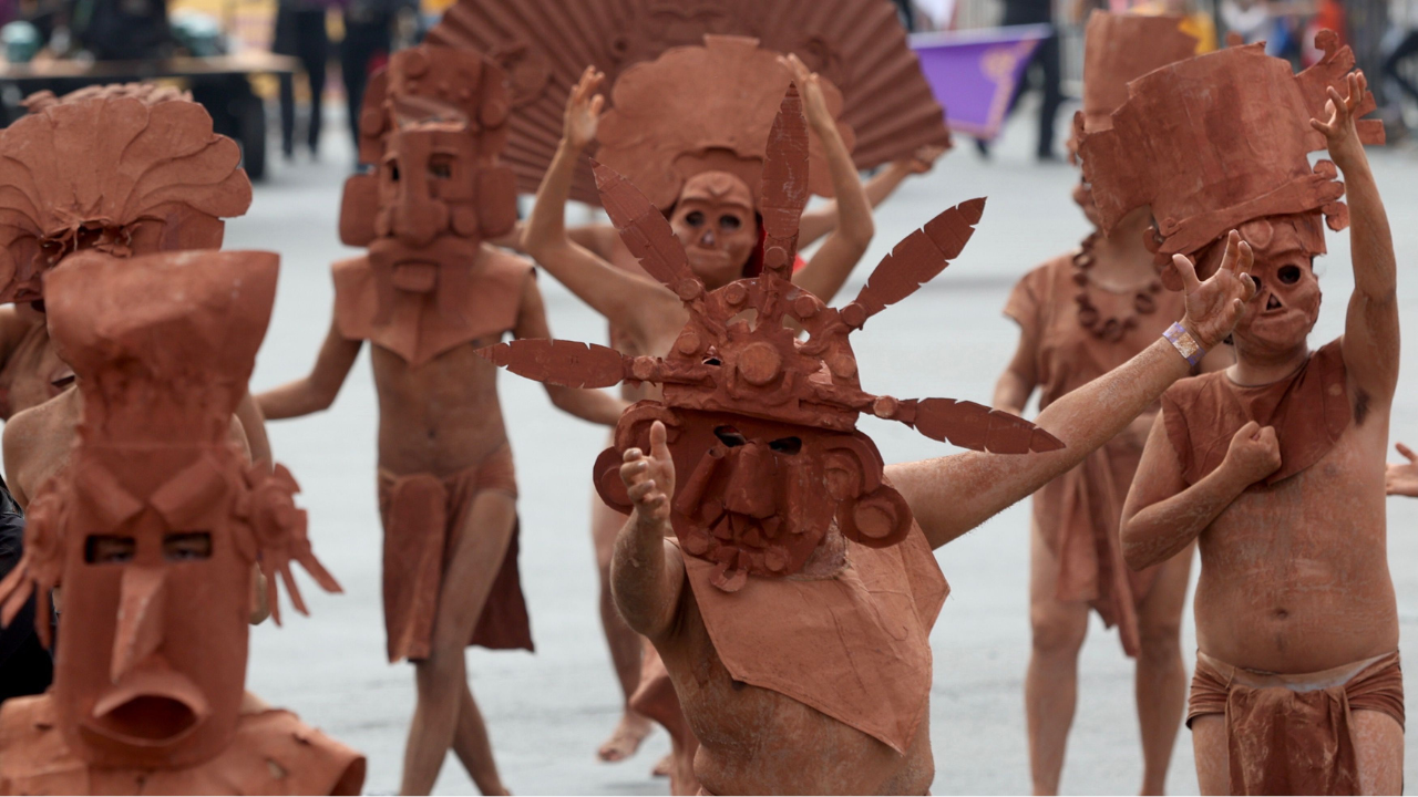 El Desfile de Día de Muertos 2025 no solo es un espectáculo visual; es un homenaje a nuestras raíces y una celebración de la vida.