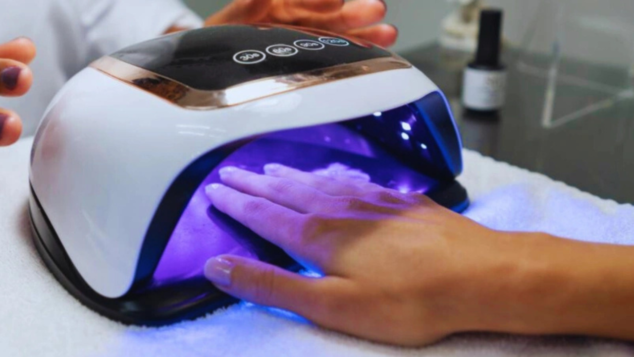 ¿El manicure con gel puede provocar cáncer? Descubre lo que dicen los expertos.