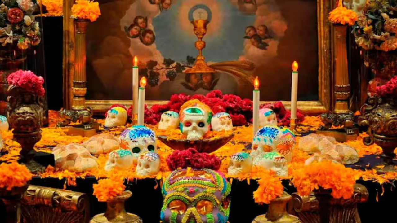 ¿Cuándo es el mejor momento para montar la ofrenda del Día de Muertos? Descubre la fecha ideal paso a paso