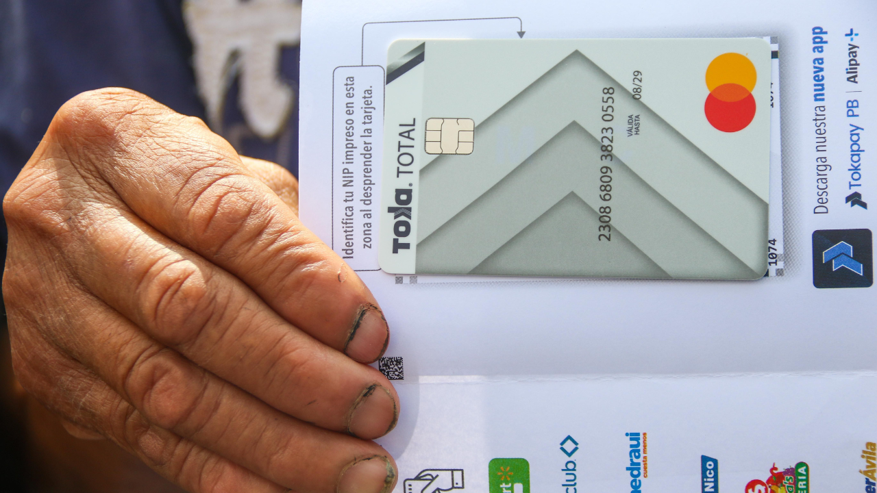 Hombres de entre 30 y 64 años pueden acceder a un apoyo bimestral de $3,200 pesos.