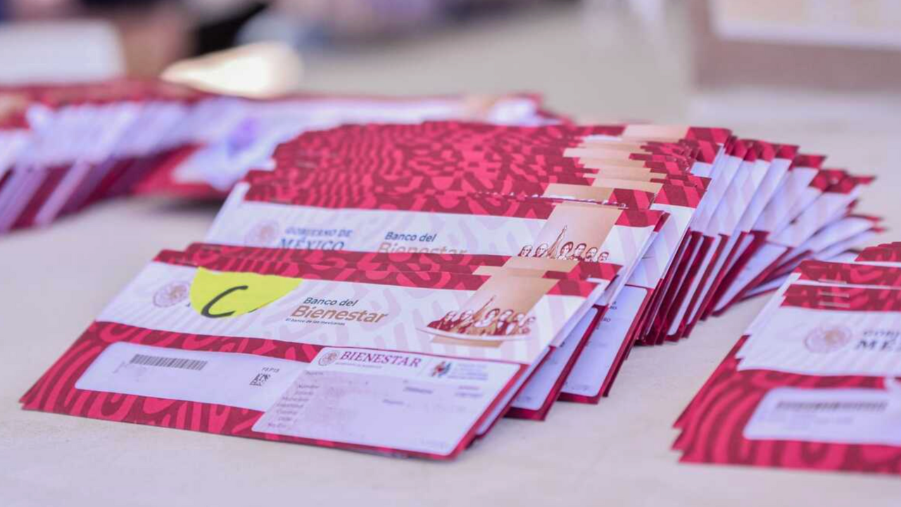 Para que el registro sea exitoso, tanto el tutor como el estudiante deben contar con una serie de documentos.