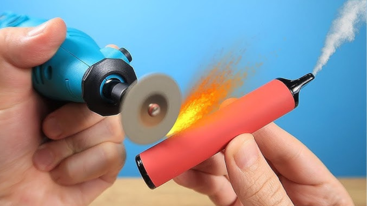 Estudios recientes alertan que algunos modelos desechables de cigarrillos electrónicos liberan niveles de metales tóxicos incluso superiores a los del tabaco.