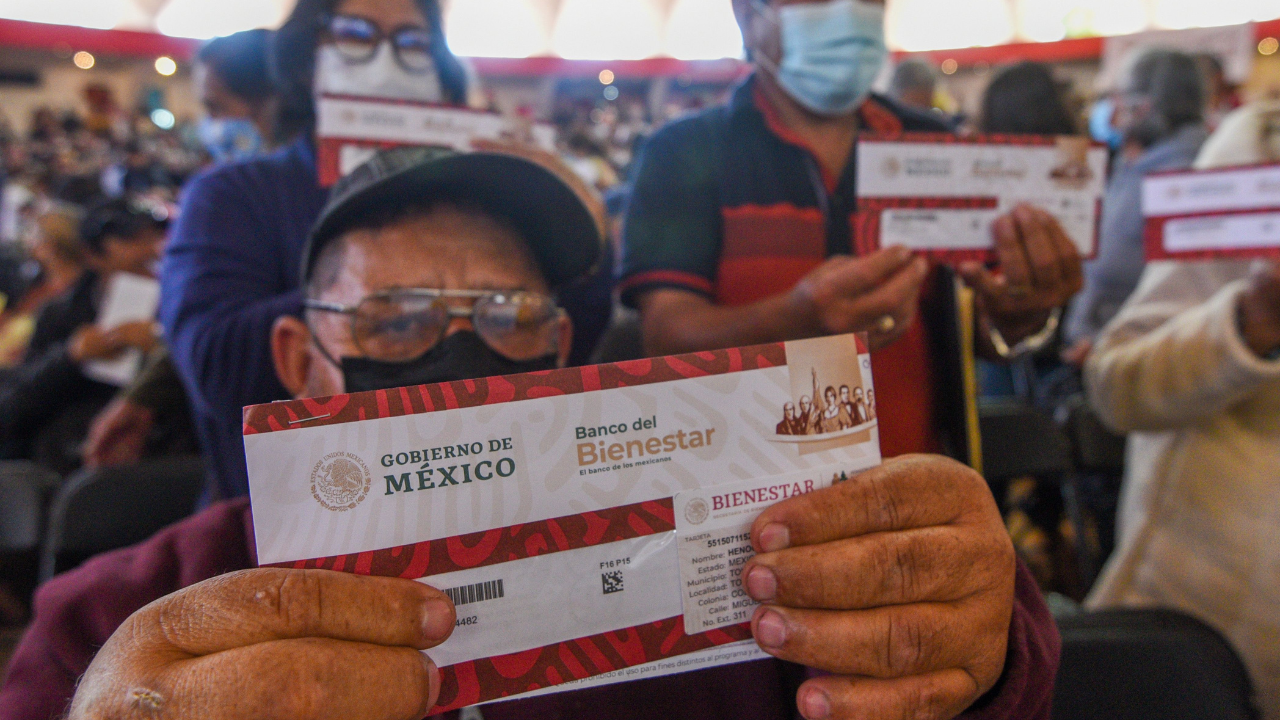 Calendario de pagos de la Pensión del Bienestar en noviembre de 2025.