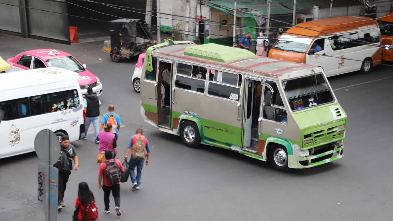 La Secretaría indicó que el ajuste fue resultado de una mesa de trabajo con los concesionarios del transporte público.